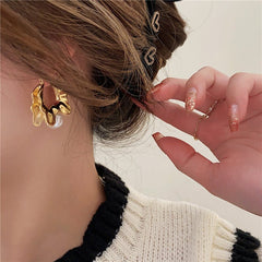 Classic Elegance Vintage Pearl Wavy Ear Loops Earring Gold