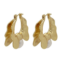Classic Elegance Vintage Pearl Wavy Ear Loops Earring Gold