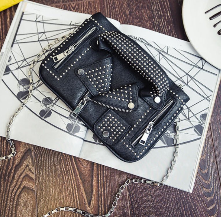 Clothes Rivet Clutch Bag Black