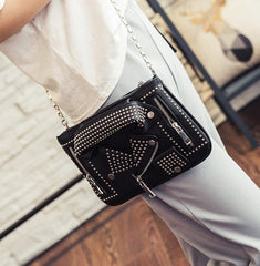 Clothes Rivet Clutch Bag Black
