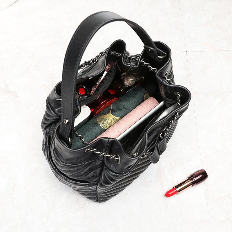 Clutch Pleated Sheepskin Leather Top Handle & Chain Shoulder Bag Red