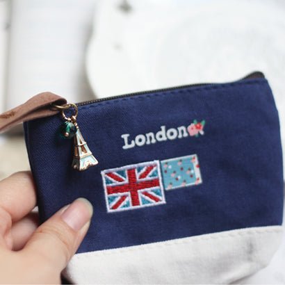 Cute Creative Personalized Cartoon Ladies Short Wallet Light green iron tower