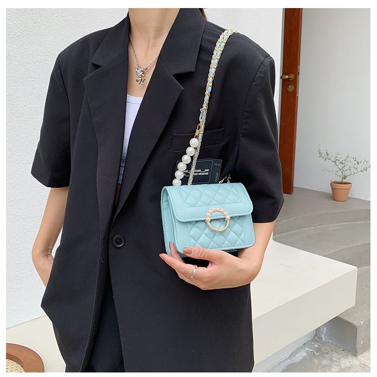 Diamond Chain Crossbody Shoulder Bag for Chic Elegance Blue Plus Size