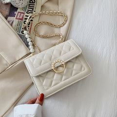 Diamond Chain Crossbody Shoulder Bag for Chic Elegance Creamy White Small