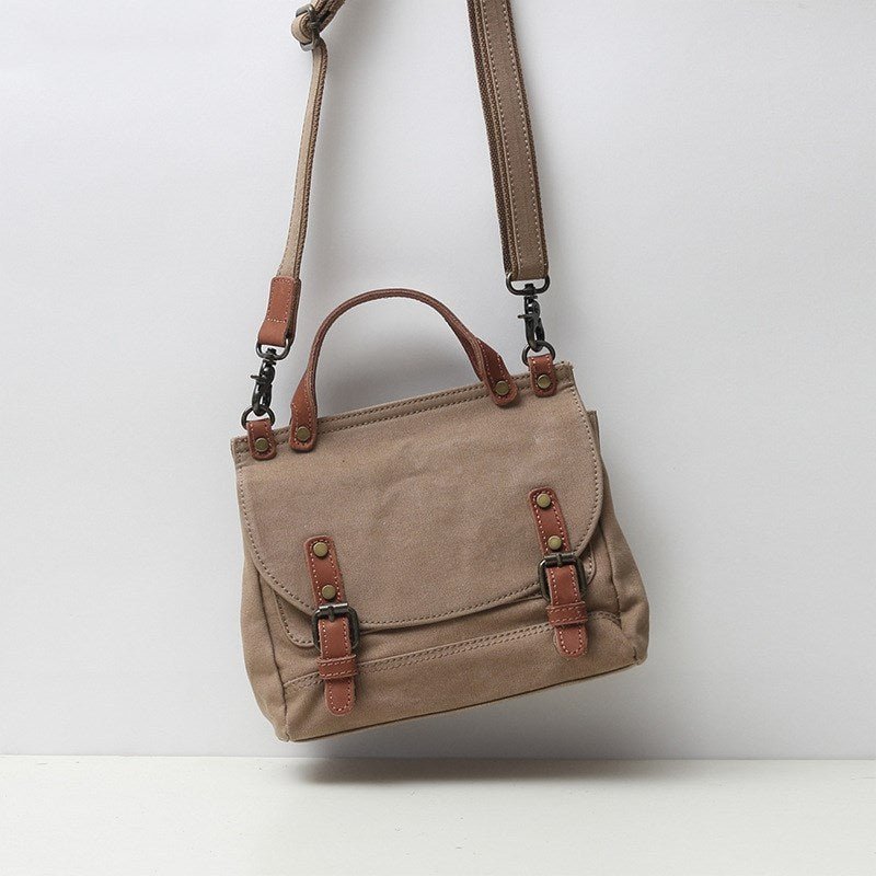 Elegant Clutch Bag Inspired by Classic British Style Khaki