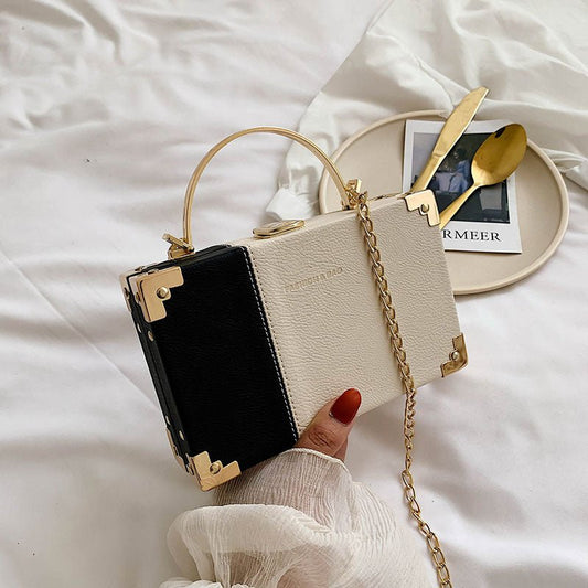 Elegant Handle Clutch Bag for Ladies - Perfect for Parties Black
