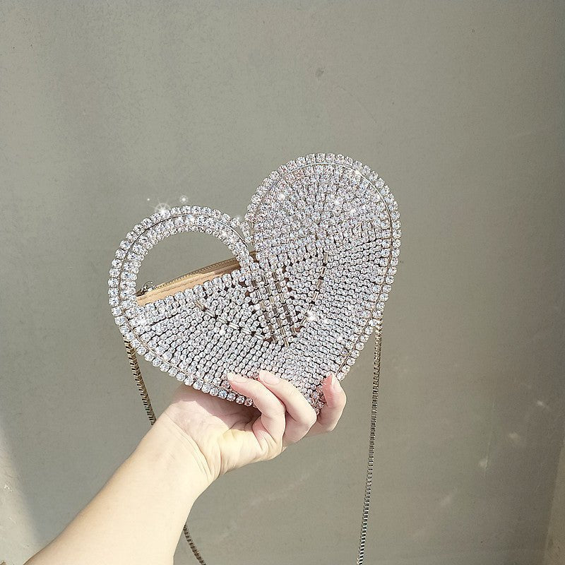 Elegant Heart - Shaped Clutch: Flashing Diamond Dinner Bag Silver