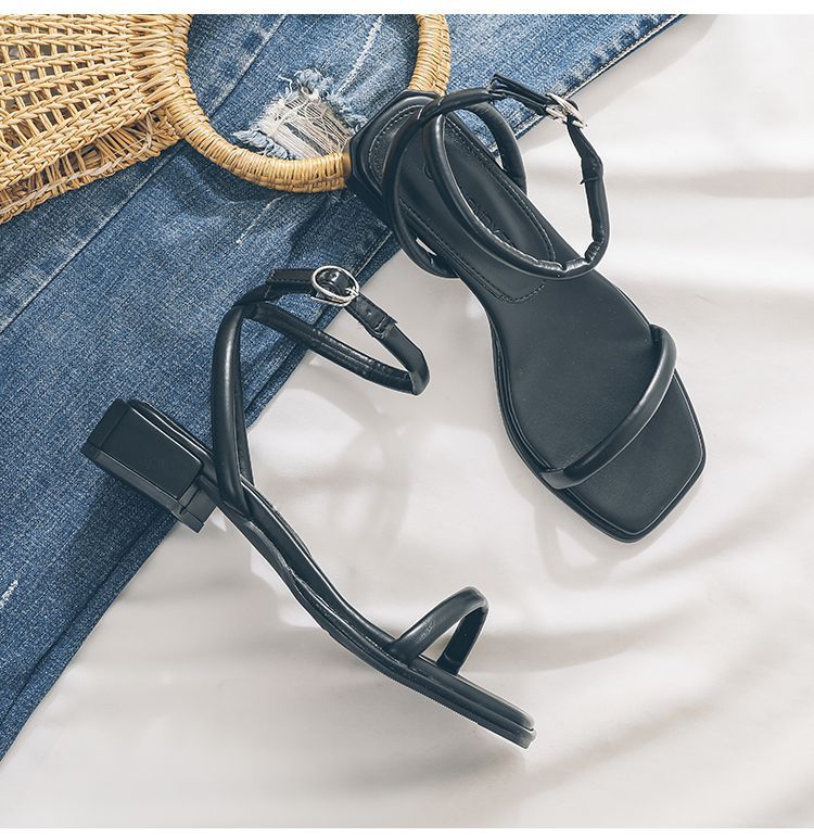 Elevated Style Women's Minimalist Trendy Sandals New Summer Retro Black