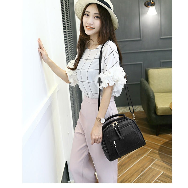 Fashionable Woven Clutch Bag, One - Shoulder Messenger for Women Red