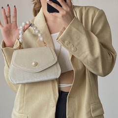 French Retro Pearl Clutch Bag for Elegant Autumn Nights Apricot White