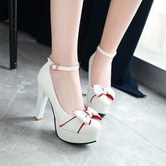 High heeled shoes with buckle White