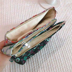 Literary Flower Clutch Bag with Elegant Appeal Beige