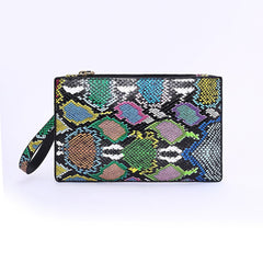 Pattern tassel clutch Green