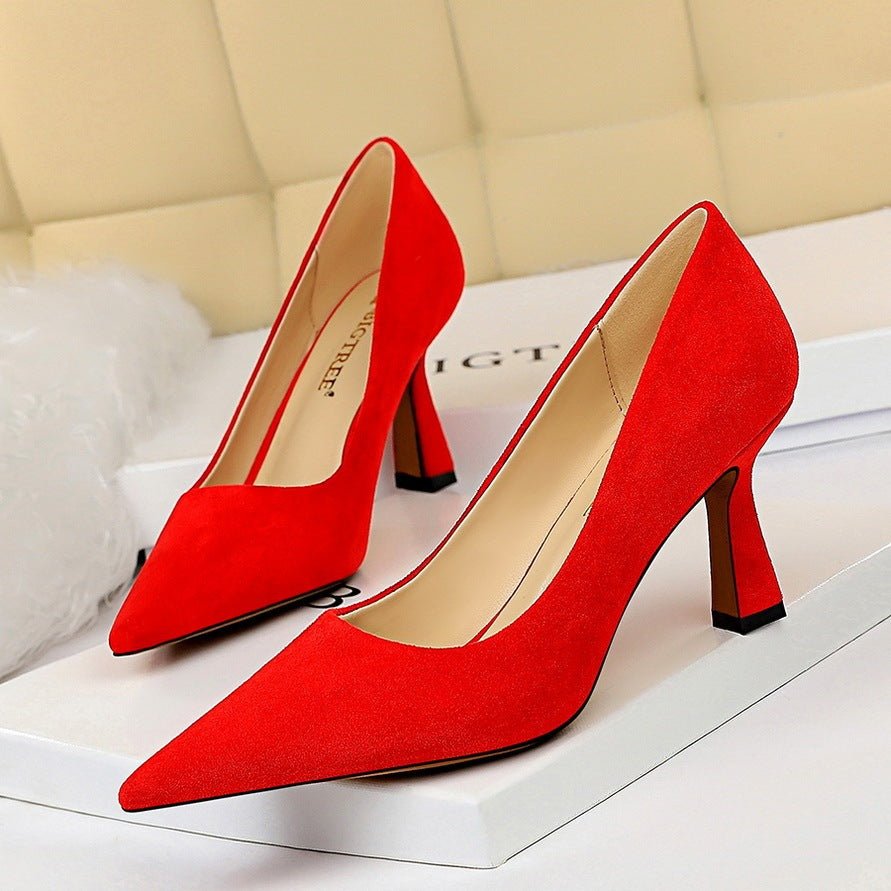 Pointed suede high heels Khaki