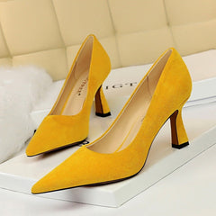 Pointed suede high heels Yellow