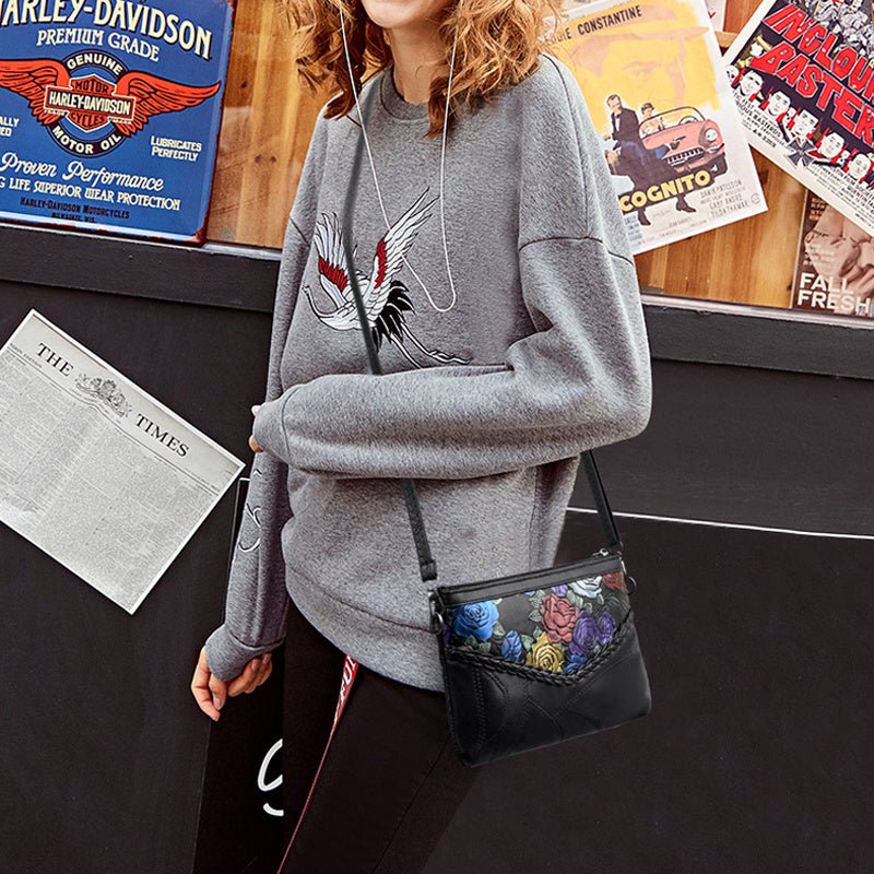 Printed hand clutch A