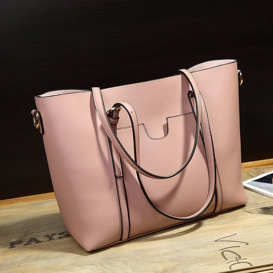 Retro European Clutch Messenger Bag for Stylish Women Pink
