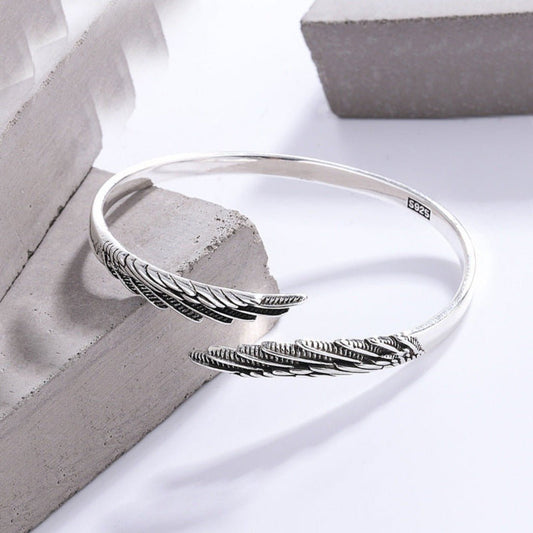 Silver Plated Old Angel Wings Feather Bracelet Timeless Elegance Silver