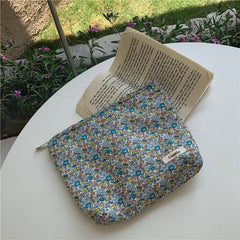 Small Literary Floral Makeup Storage Clutch Floral2