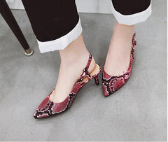 Snake - Shaped Pointed Baotou Sandals gules