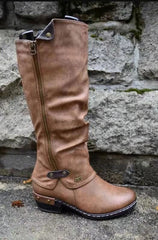 Stylish and Comfortable Women’s Boots for Every Occasion Red
