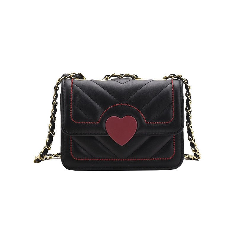 Stylish Chain Messenger Clutch Bag: Trendy Underarm Design Black