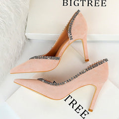 Suede Hollow High Heels – Elegant and Breathable Statement Shoes Pink