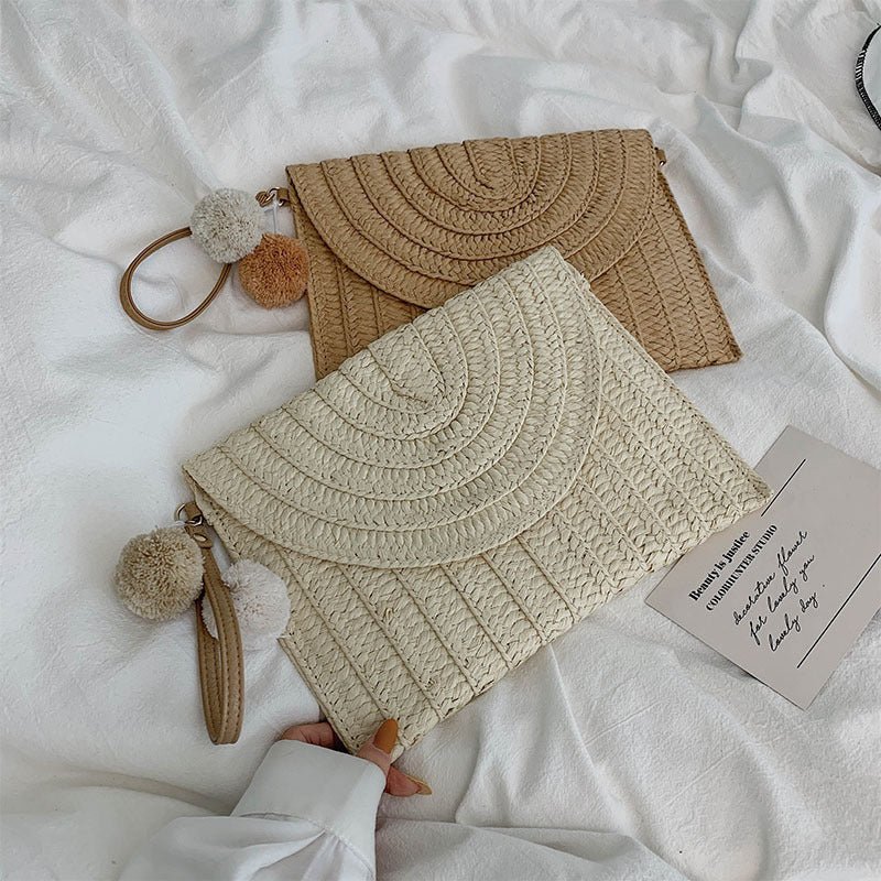 Summer Hand - Woven Clutch Bag Brown