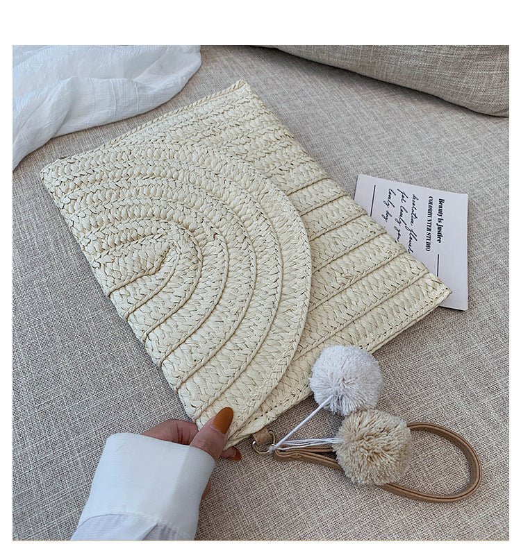 Summer Hand - Woven Clutch Bag Beige