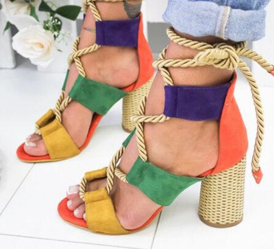 Thick and color matching sandals Orange