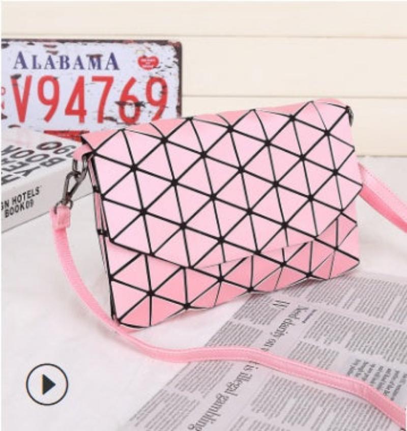 Trending Rhombic Clutch - Shoulder & Diagonal Crossbody Bag Pink