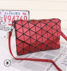 Trending Rhombic Clutch - Shoulder & Diagonal Crossbody Bag Red