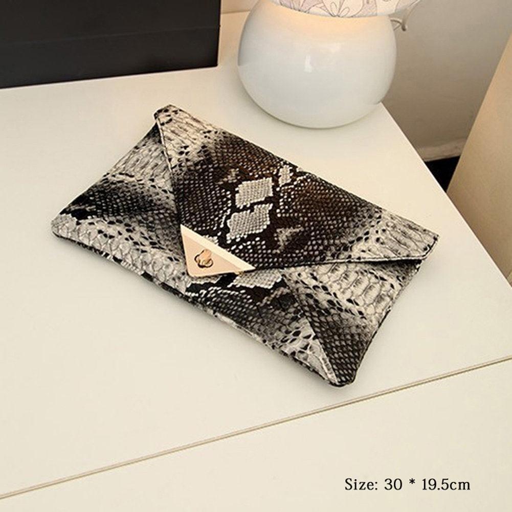 Vintage snake print clutch Black