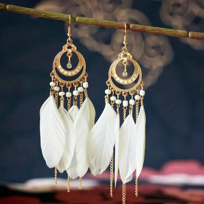 Vintage White Feather Tassel Earrings – Boho Chic Accessory White 2077