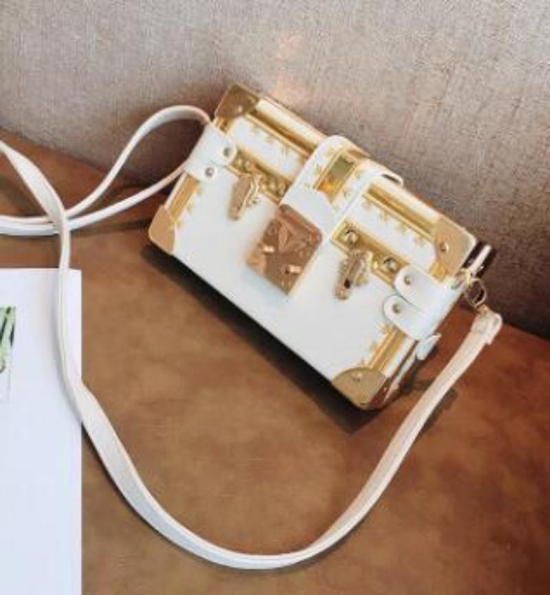 Woman Clutch Bag White