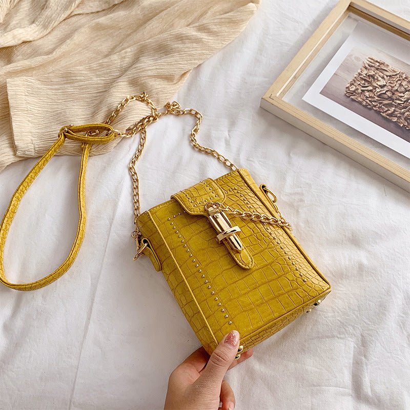 Women's All - match Fashion clutch Bag Yellow