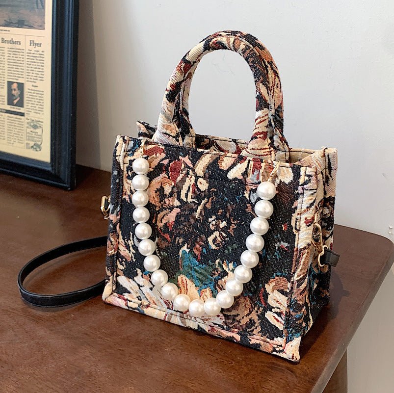 Women"s Bag Summer Versatile New Fashion Messenger Bag Brown
