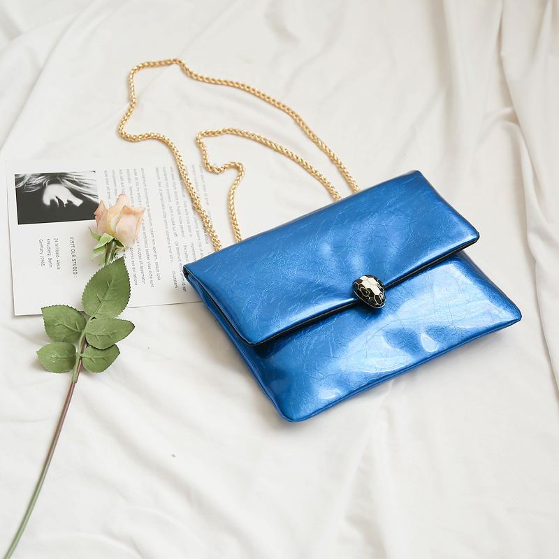 Women's Fashion Personality Large Capacity Clutch Blue