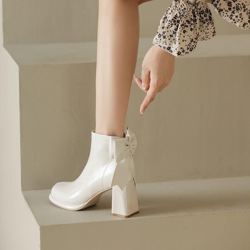 Women's Raised Short Bow Martin Boots Off white