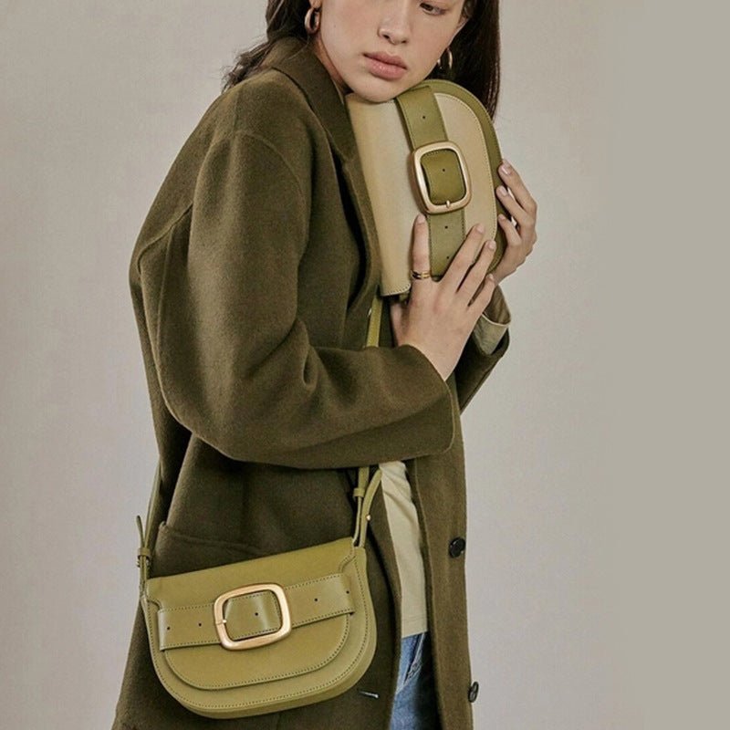 Women's Semicircle Shoulder Clutch Brown