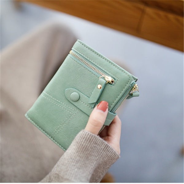 Zipper buckle 2 fold clutch Light green
