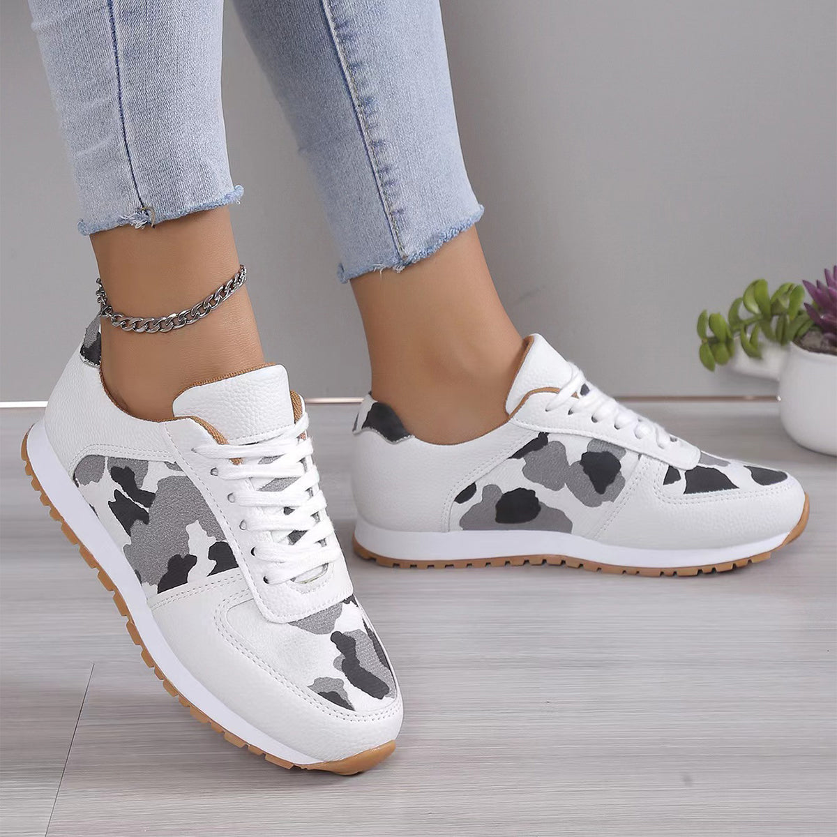 Leopard Shoes For Women Sneakers Casual Running Walking Flat Shoes Beige