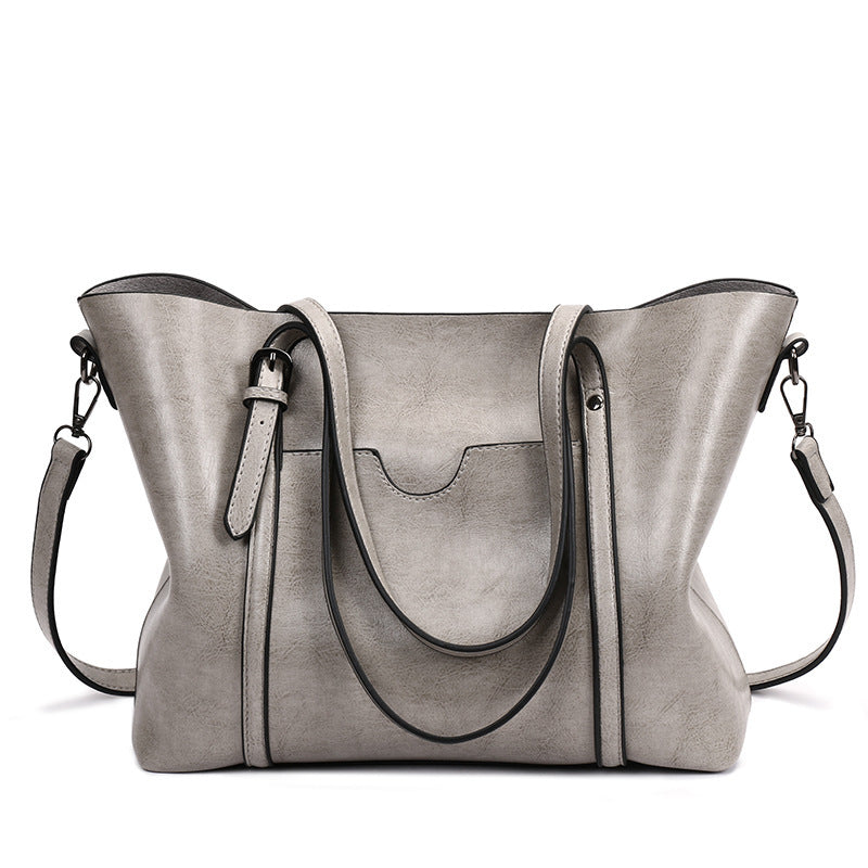 Retro European Clutch Messenger Bag for Stylish Women