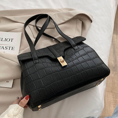 Trendy Textured Women's Clutch - Portable Single Shoulder Bag