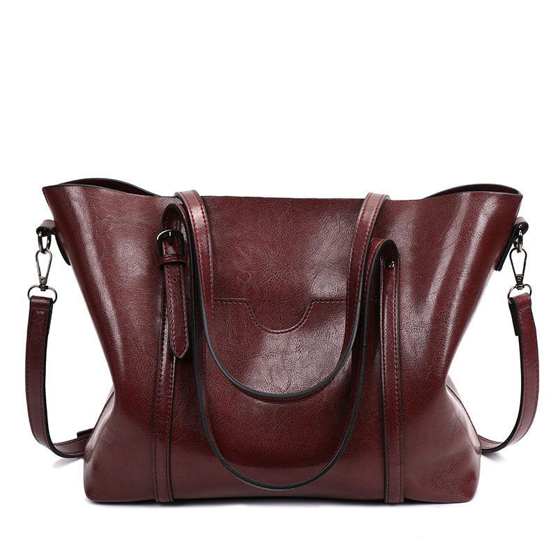 Retro European Clutch Messenger Bag for Stylish Women