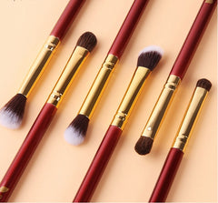 7 PCS Eye Makeup Brush Set: Essential Tools for Stunning Eyes Red