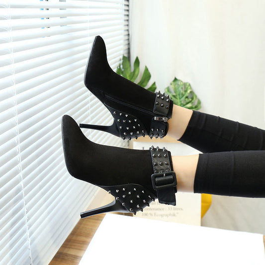 All-match rivet pointed high heels