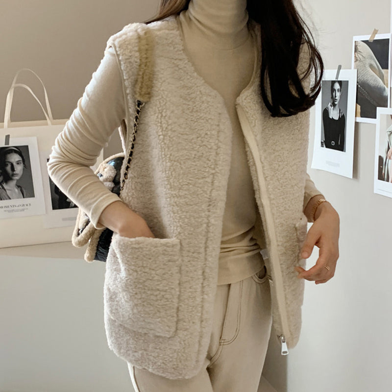 Warm Winter Stylish Knitted Lamb Wool Vest Jacket Woman Apricot