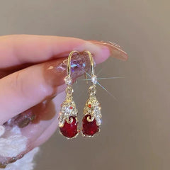 Affordable Luxury Women's Antique Style Retro Alloy Earring Eardrops