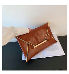 Trendy Envelope Solid Color Casual Clutch